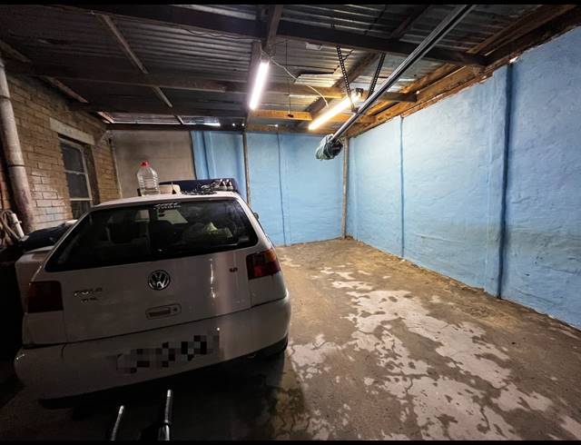 3 BEDROOM FREEHOLD FOR SALE IN MANENBERG